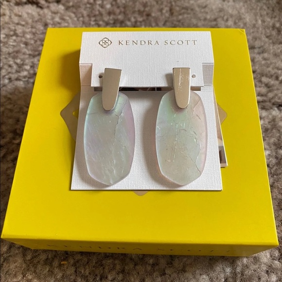 Kendra Scott Aragon Silver Drop Earrings - Picture 1 of 4